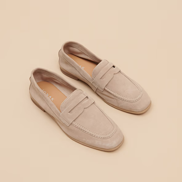 Mocassins à talons plats et bouts arrondis